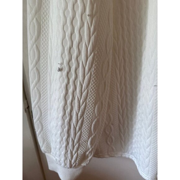 Sweater Women’s size X – large white knit design - Picture 10 of 10